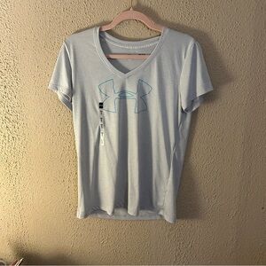Under Armour NWT Women's Gray V-Neck Tee with Logo Size M Workout Athleisure Gym